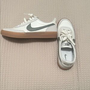 Nike White and Green Casual Sneakers